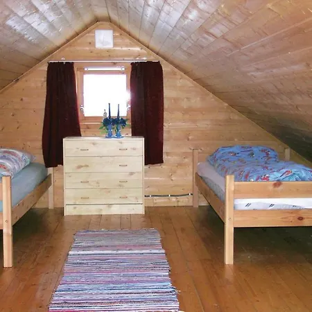Cozy In Lyngdal With Kitchen *